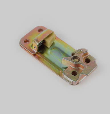 Фиксатор замка двери ЗИЛ левый 1306106101