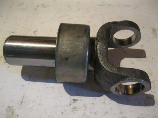 Вилка скользящая кардана от КПП ГАЗель 24-2201047 "ГАЗ"