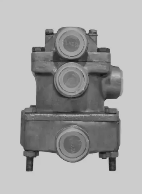 Клапан упр.торм.прицепа (двухпроводный) 100-3522010 БАК.10455 