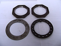Гайки зад.ступицы из 4-х 5320-3104076/77/79/82 