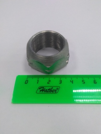 Гайка зад. колеса ГАЗ,ЗиЛ 629-250717 лев. 