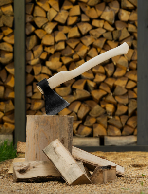 Топор кованный 890/1200г. дерев.топорище 500мм.Ижевск 21663