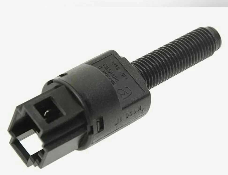 Выключатель стоп-сигнала с электрон.педалями газа 21.3720 (25.3720-01) (ЭМИ) 