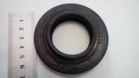 42-75 сальник Газель,УАЗ "Чайковский"