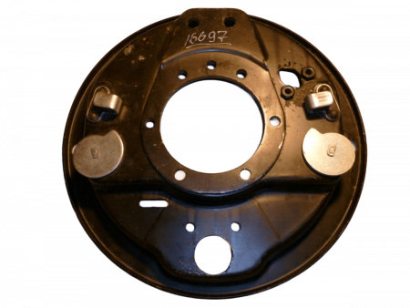 Щит тормоза зад.левый ГАЗ-3307,3308,3309   33078-3502013 "ГАЗ"