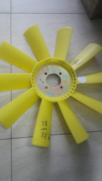 Крыльчатка вентилятора 236НЕ-1308012 (пластик) d=65мм D-540мм универс. 10 лоп. "Ярославль"