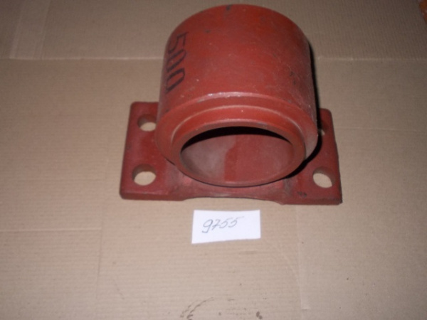 Опора навески 700А.46.28.500 левая 