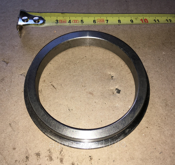 Кольцо 700А.17.01.051-2 ведущего вала 