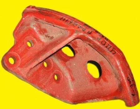 Упор навески правый  700.46.28.252-1 