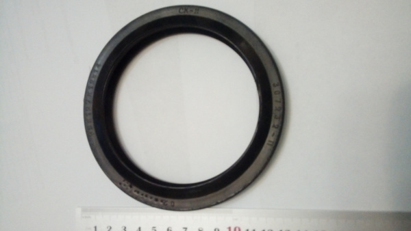 98-127 сальник зад.ступ.Бычок "Чайковский"