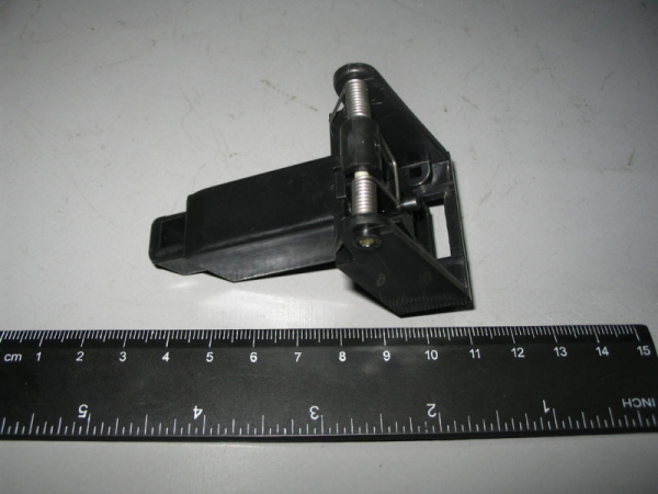 Защелка бардачка ст/о в сб. ГАЗель 3302-8213080 "ГАЗ"