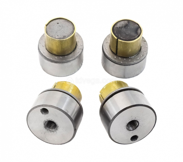 Шкворень повор.кулака 3741-00-2304014 к-т "УАЗ"