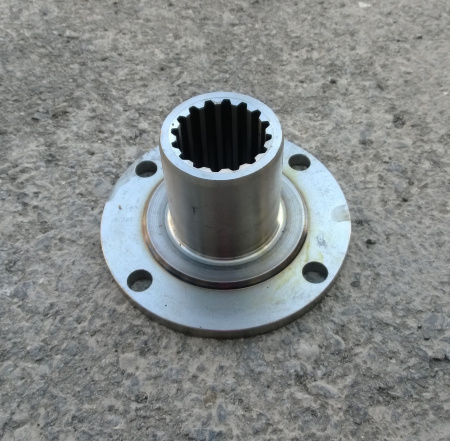 Фланец редукт.прив.насоса 6010-16.00.027,16шлиц. 