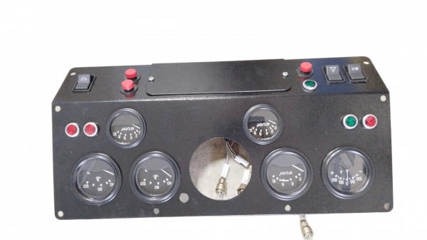 Щиток приборов К-700А 700.38.06.000   12 вольт