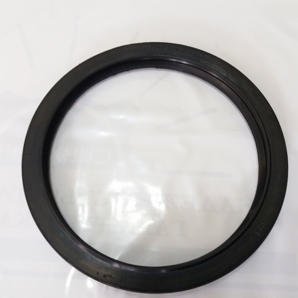 130-154 сальник 307272-П "Чайковский"