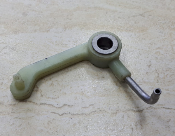 Форсунка охлаждения поршня 4-6ВТ, ISВe 4937308,3968877