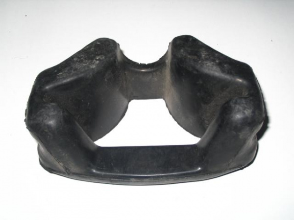 Подушка двиг.зад.ЗиЛ 130-1001050 "Б-во"