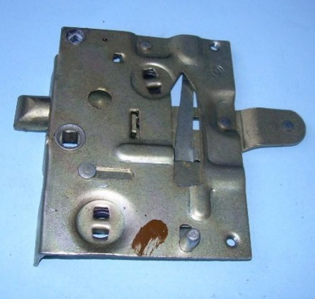 Замок двери прав. 700.67.08.350