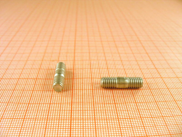 Шпилька М6х12 нижней крышки КПП