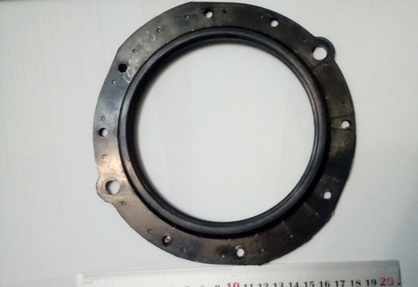 Сальник поворотного кулака "ХАНТЕР"3160-2304052 "Чайковский"