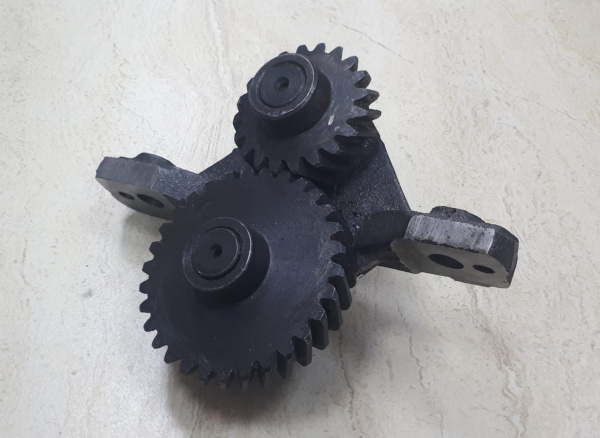 Кронштейн  шестерни прив. масл нас ЮМЗ Д08-С08-А