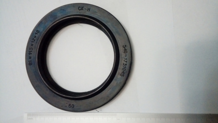 81-115-12 сальник 540-1731045  "Чайковский"